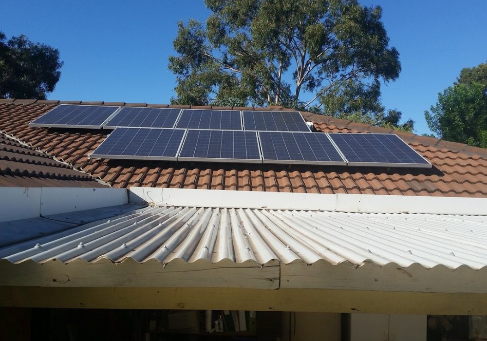 solar-panels-2685357_1280
